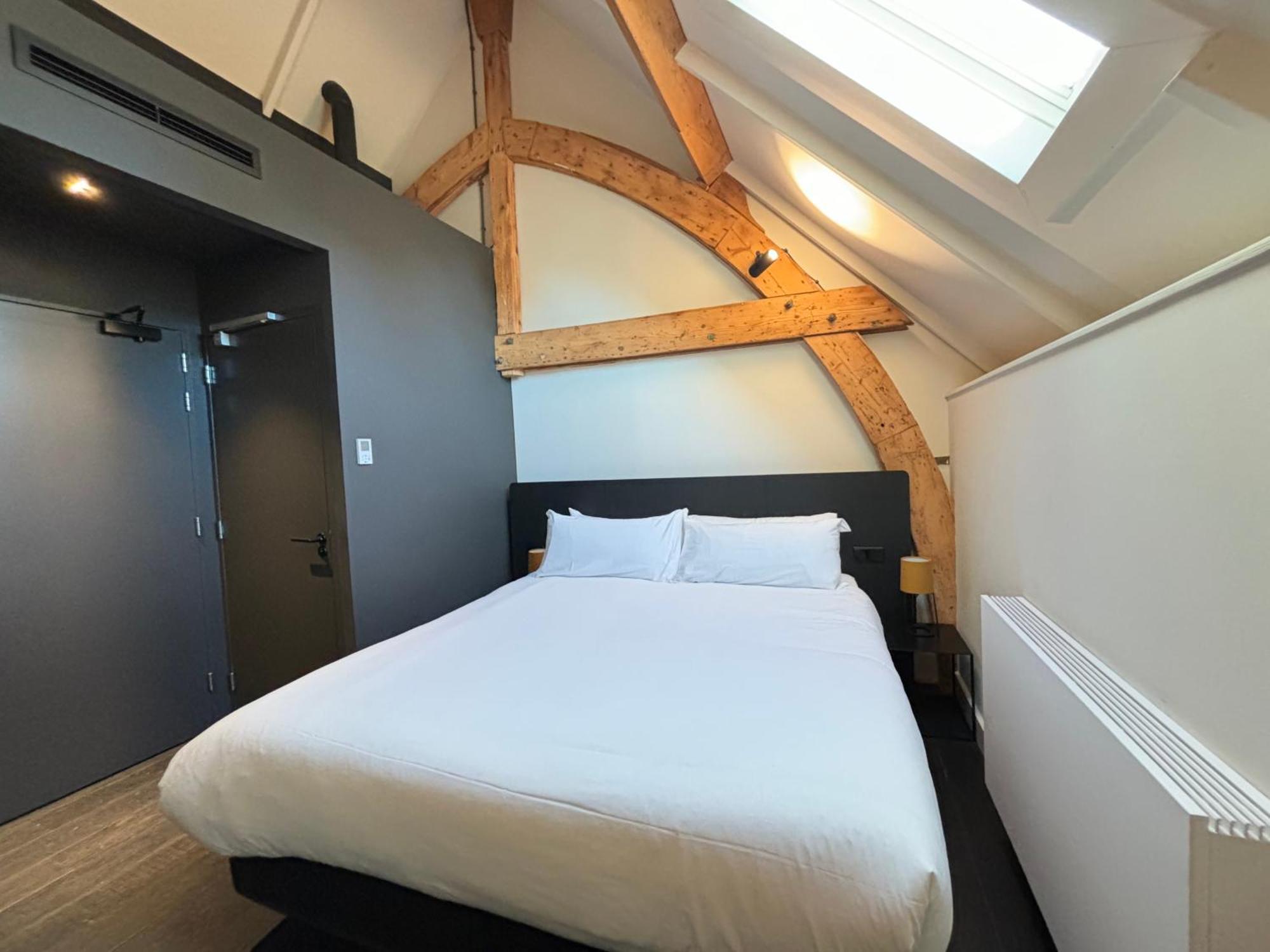 Hotel Kazerne Eindhoven Zimmer foto